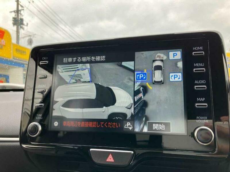 YARIS CROSS