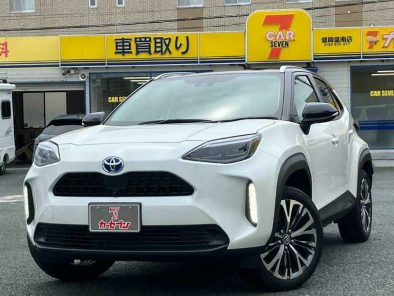 YARIS CROSS