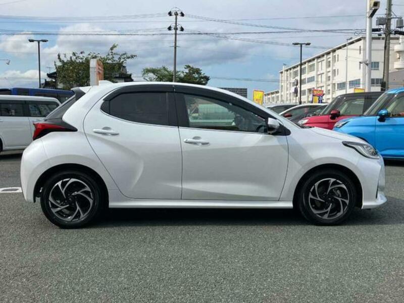 YARIS