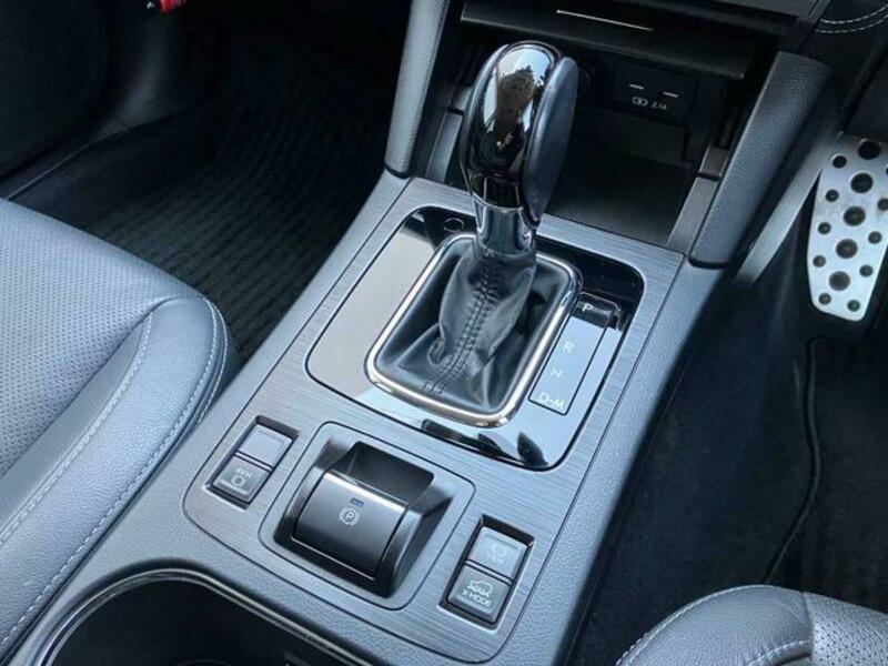 LEGACY OUTBACK