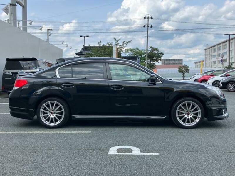 LEGACY B4