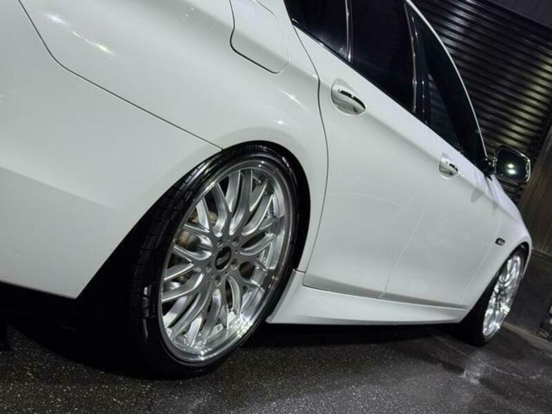 5 SERIES