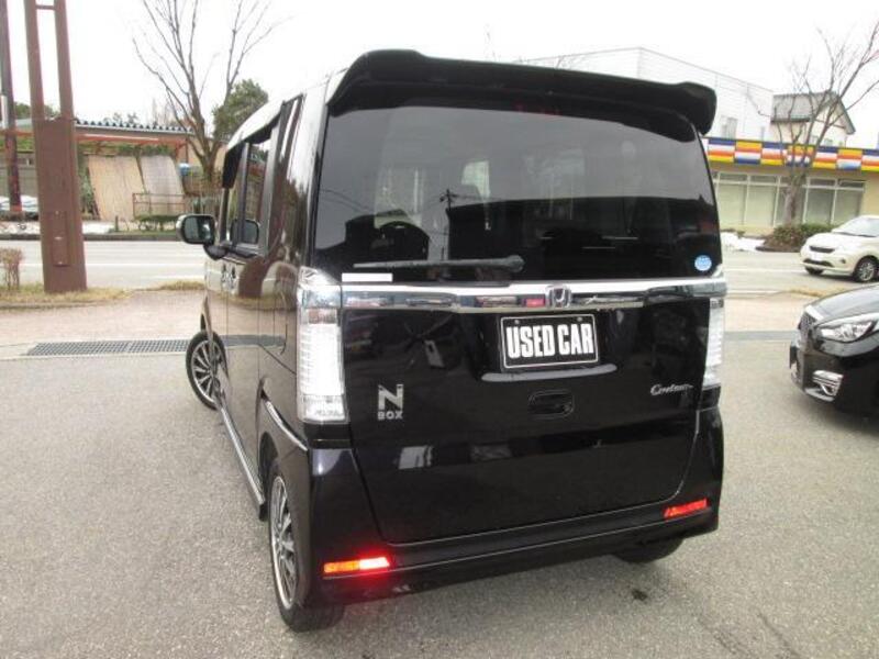N BOX CUSTOM