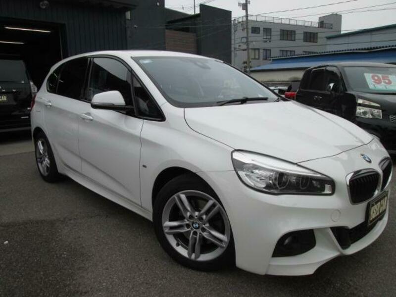 BMW 2 SERIES