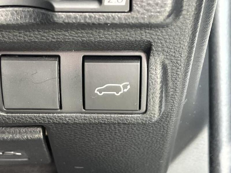 COROLLA CROSS
