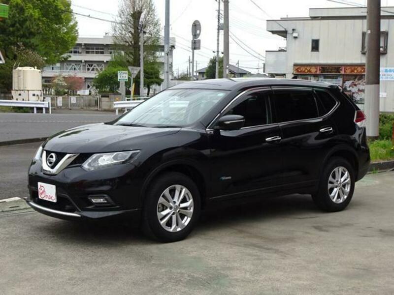X-TRAIL