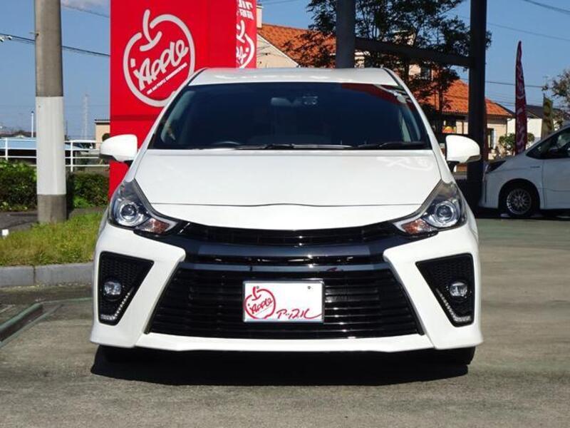 PRIUS ALPHA