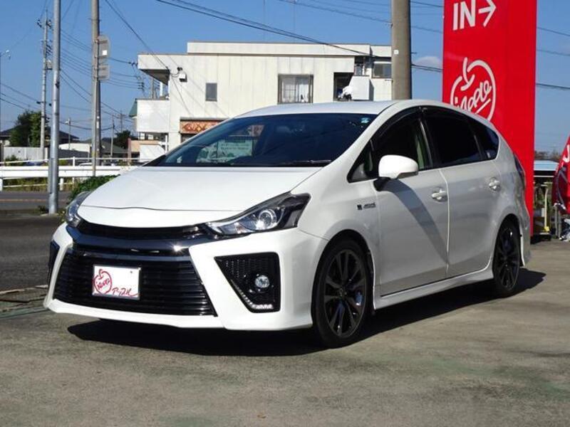 PRIUS ALPHA