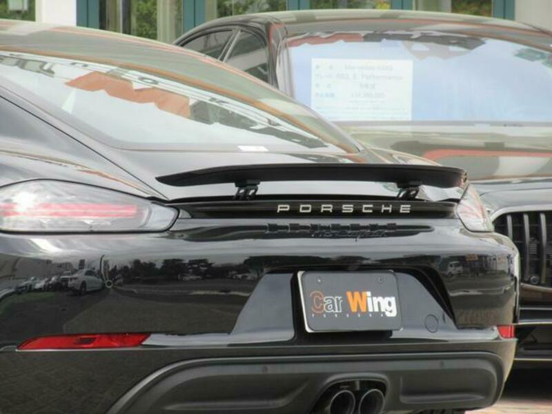 718 CAYMAN