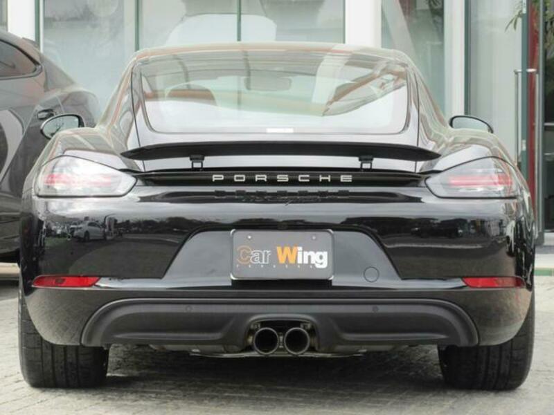 718 CAYMAN