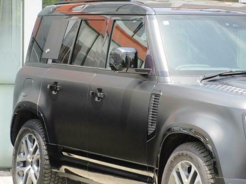 DEFENDER