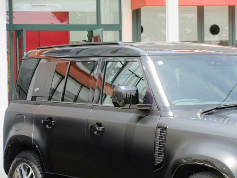 DEFENDER