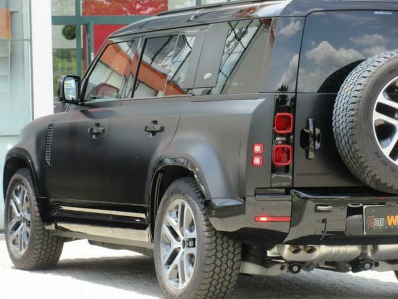 DEFENDER