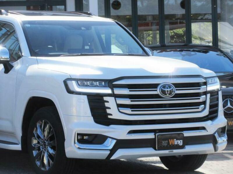 LAND CRUISER