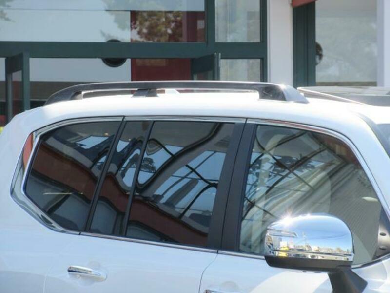 LAND CRUISER