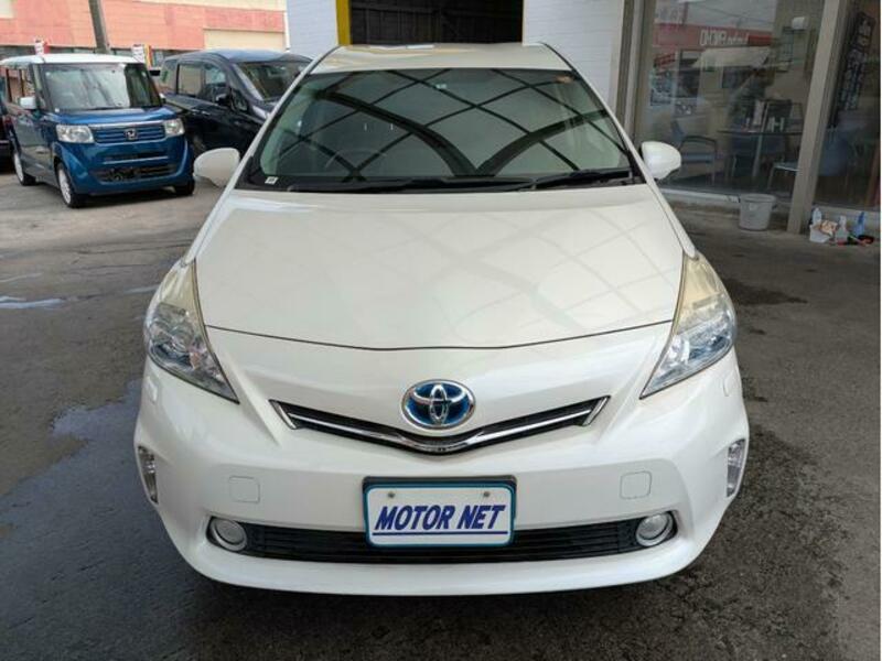 PRIUS ALPHA
