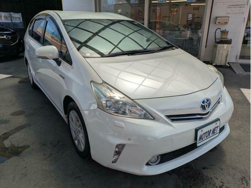 PRIUS ALPHA