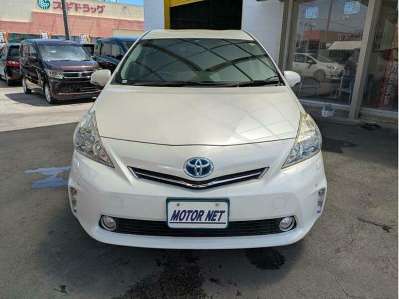 PRIUS ALPHA