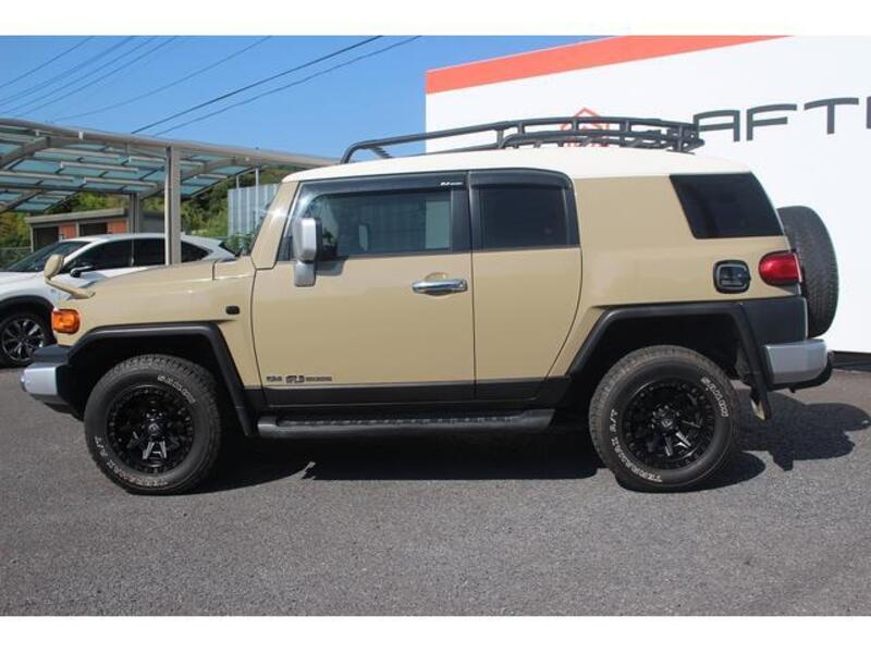 FJ CRUISER