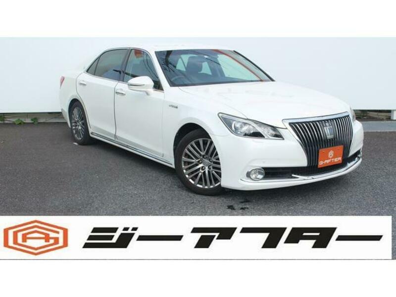 TOYOTA CROWN MAJESTA