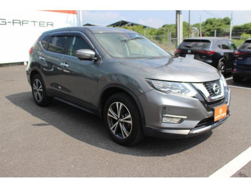 X-TRAIL