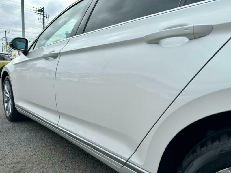 PASSAT VARIANT