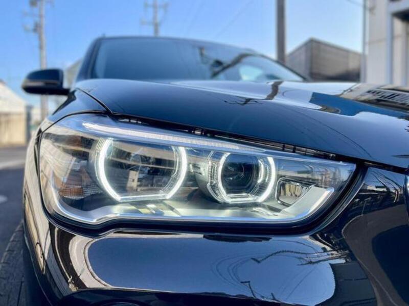 X1