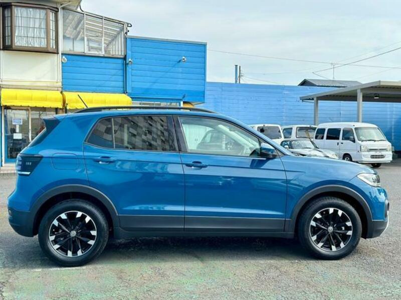 T CROSS