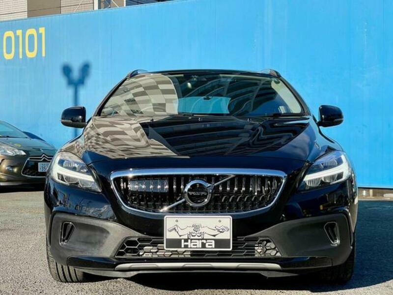 V40