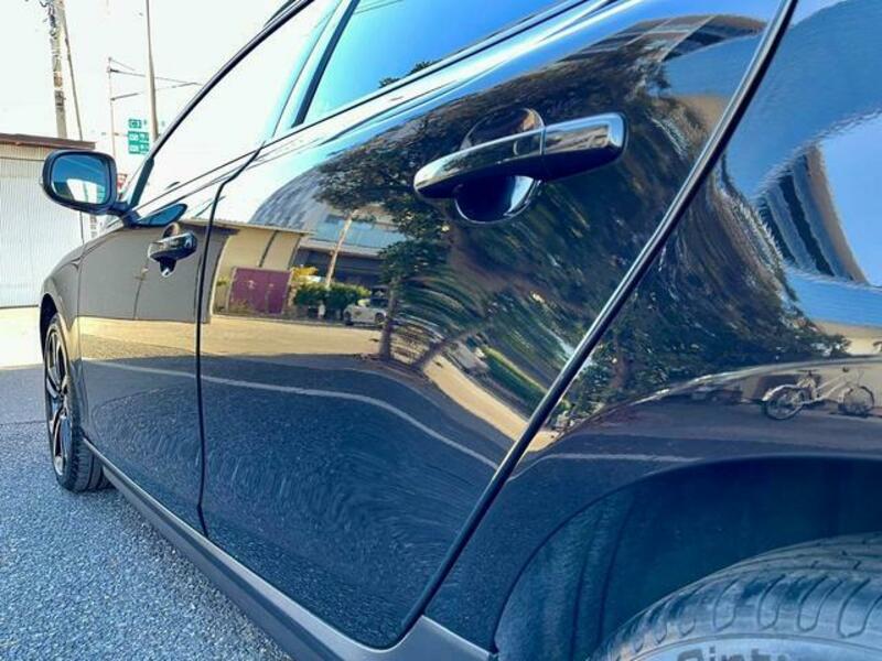 V40