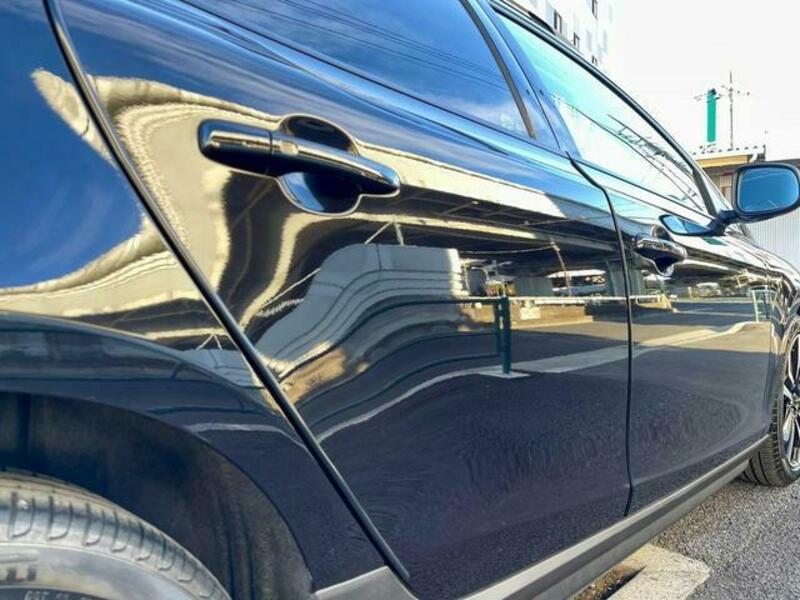 V40