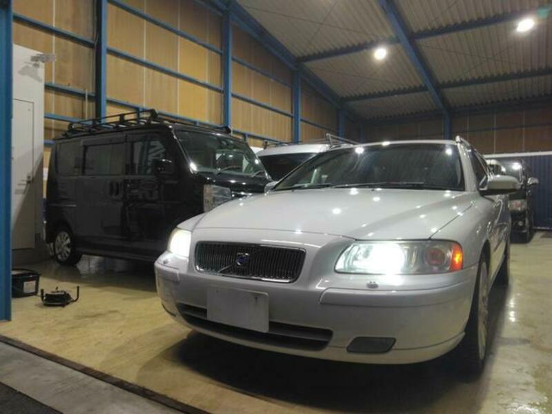 VOLVO V70