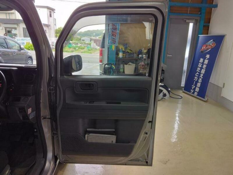 N-VAN