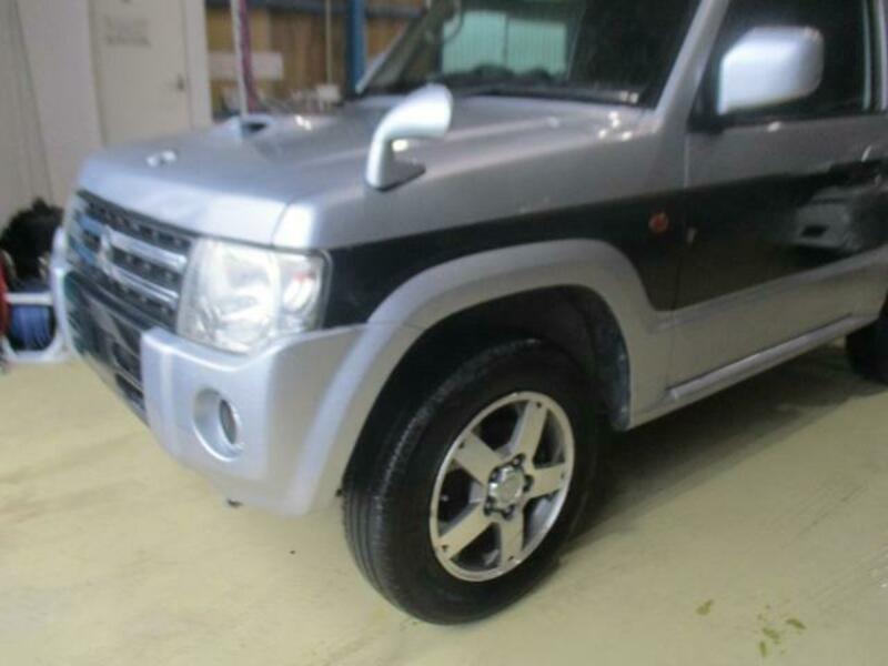 PAJERO MINI