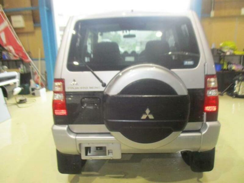 PAJERO MINI
