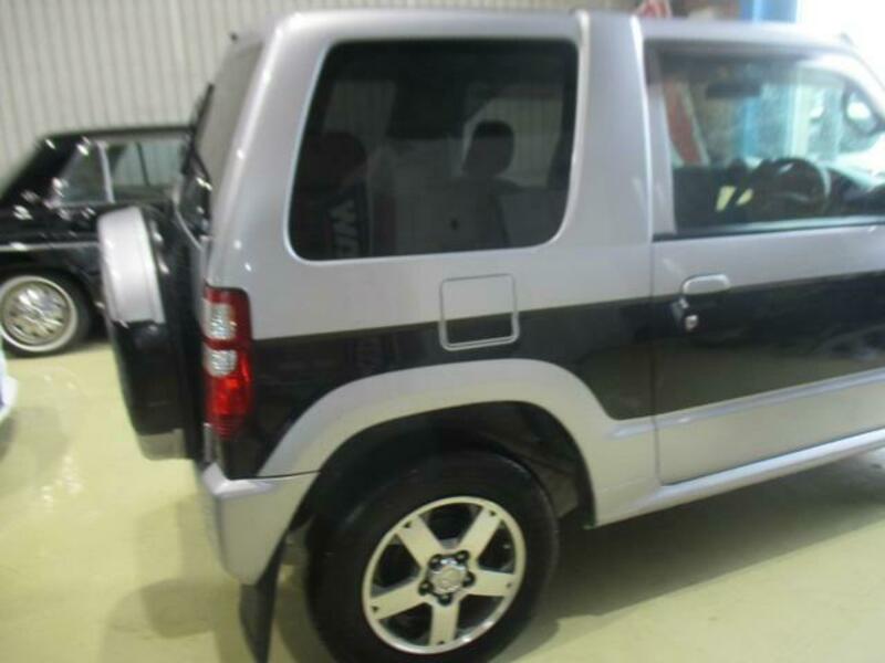 PAJERO MINI