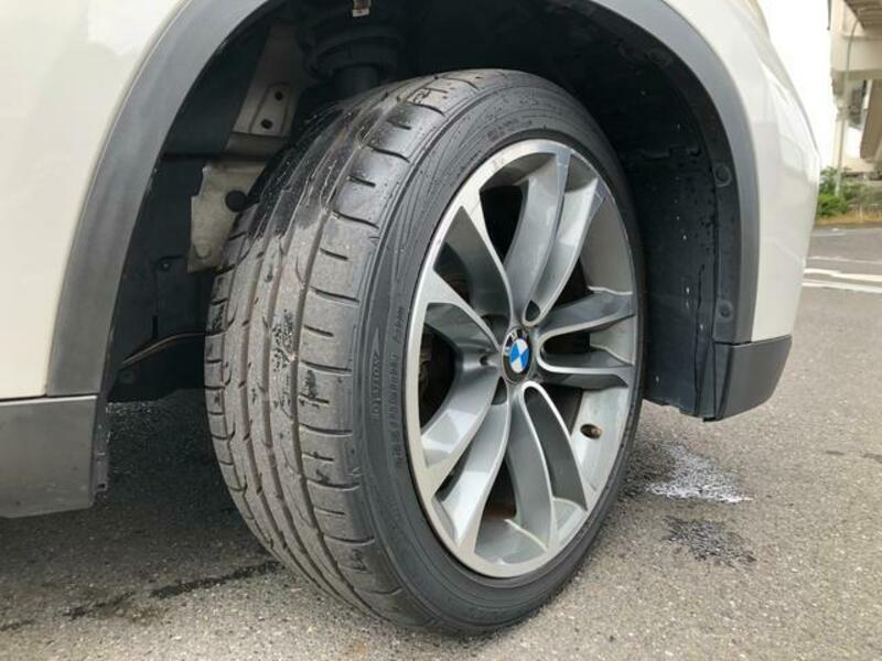 X1