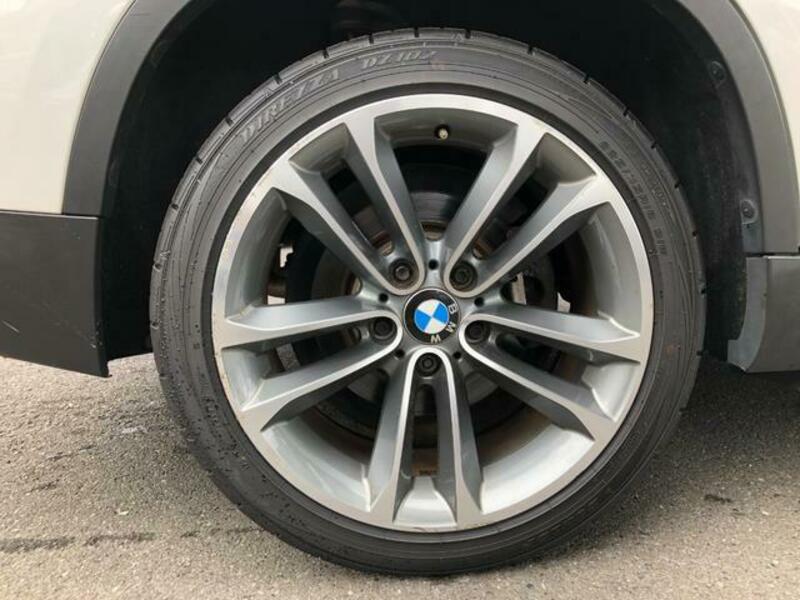 X1