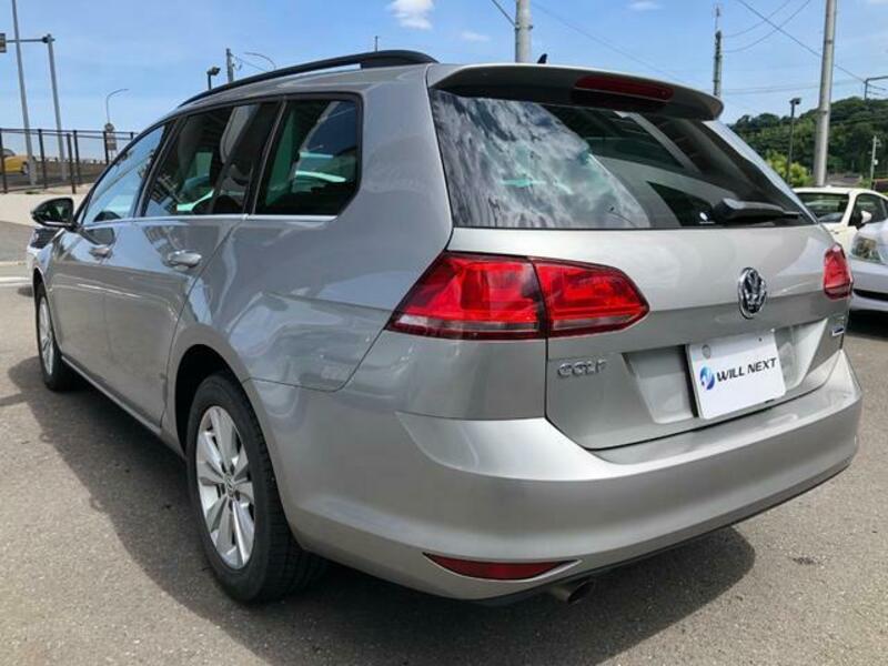 GOLF VARIANT