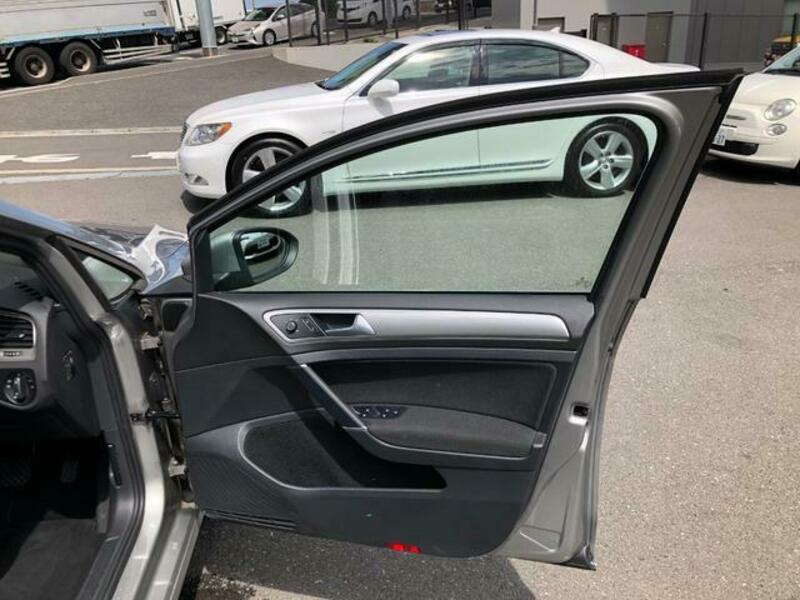 GOLF VARIANT