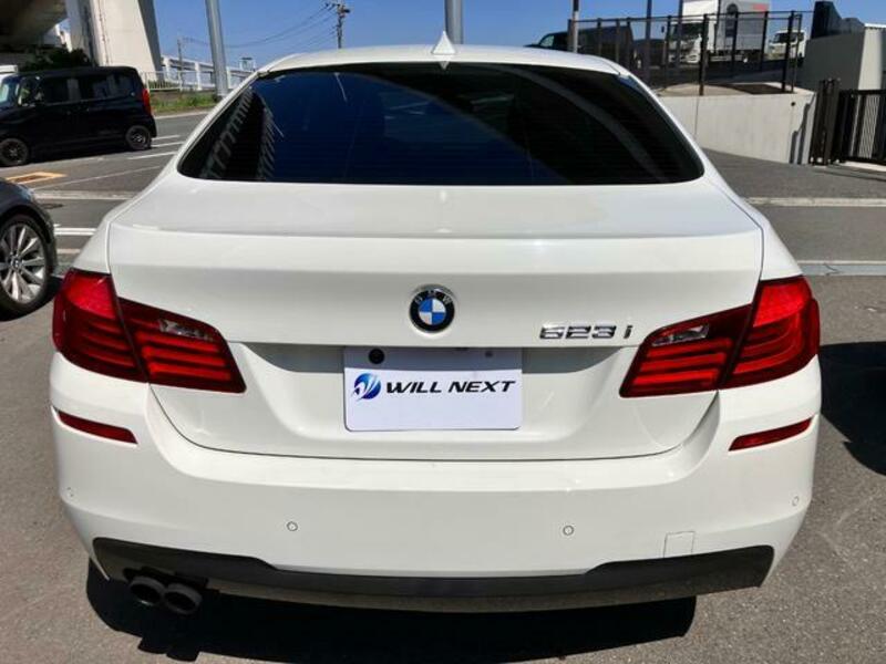5 SERIES