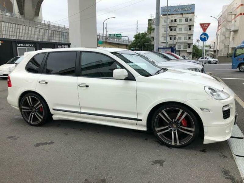 CAYENNE