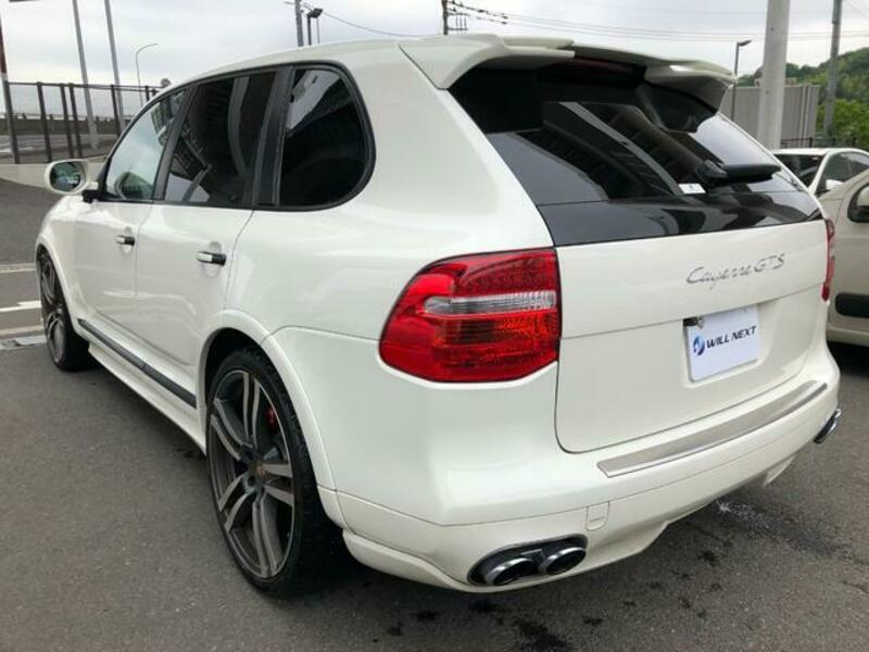CAYENNE