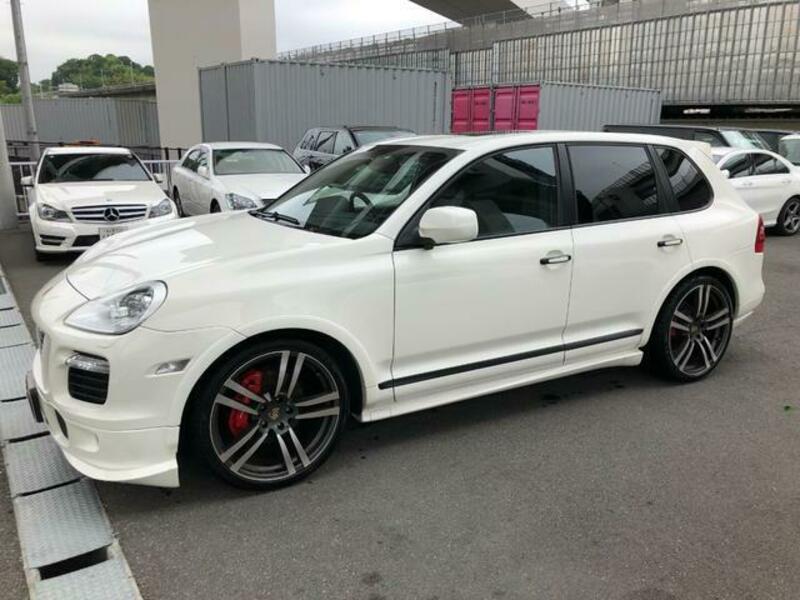 CAYENNE