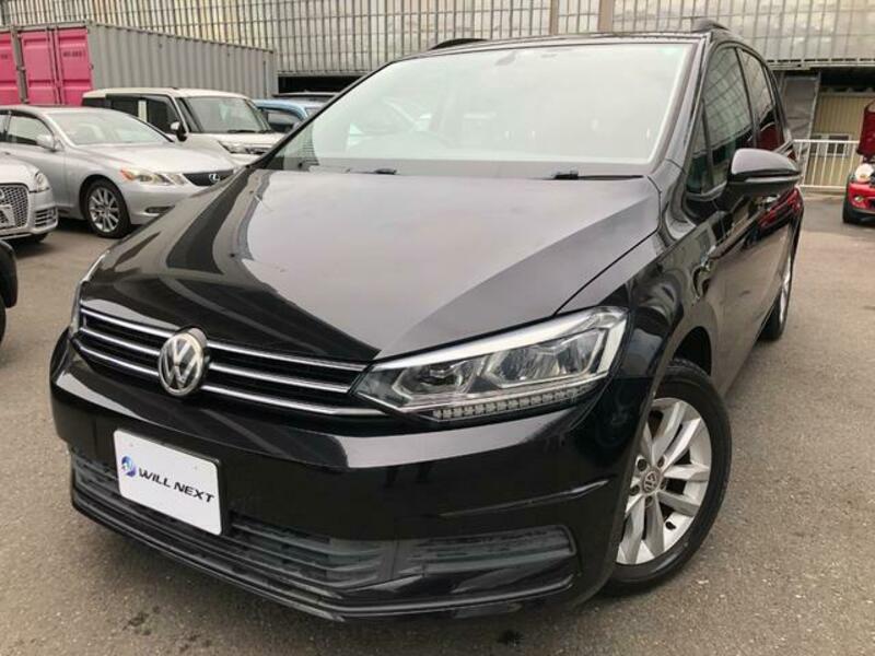 VOLKSWAGEN GOLF TOURAN