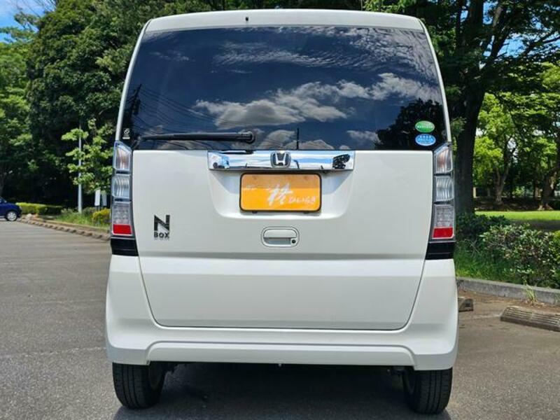 N BOX