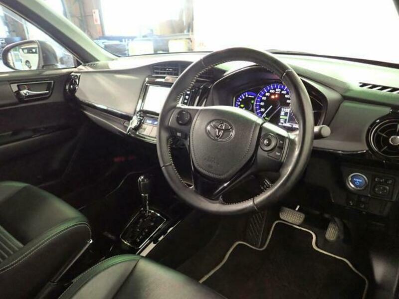 COROLLA FIELDER