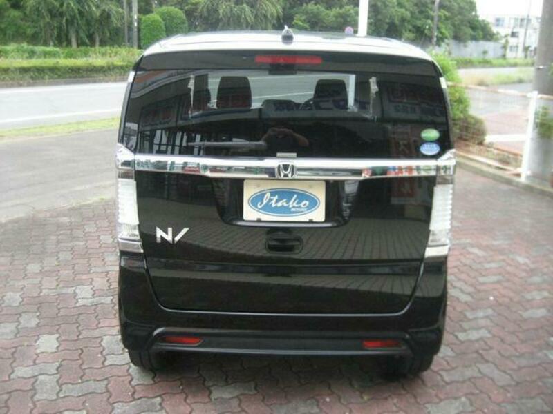 N BOX SLASH