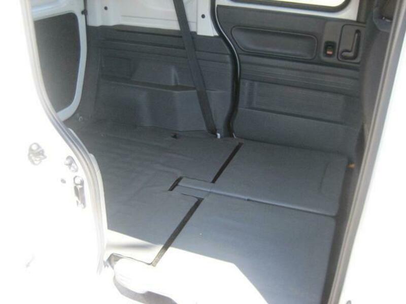 N-VAN