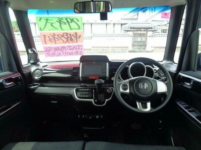 N BOX CUSTOM